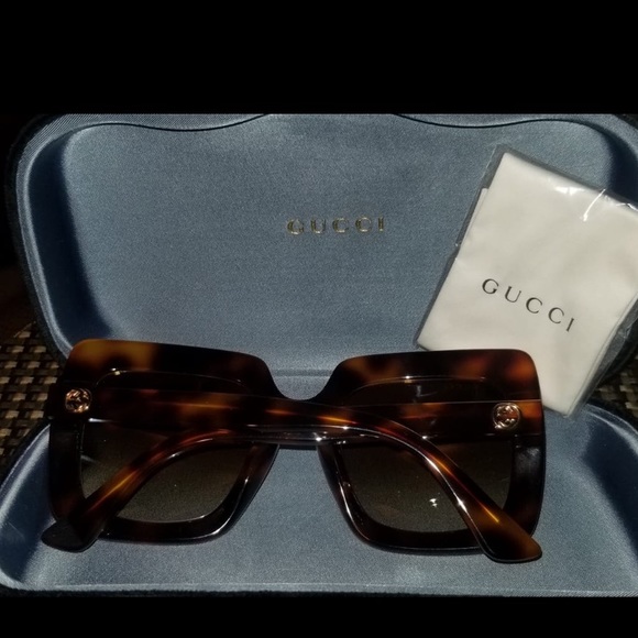 GUCCI GG0328S - Picture 2 of 5